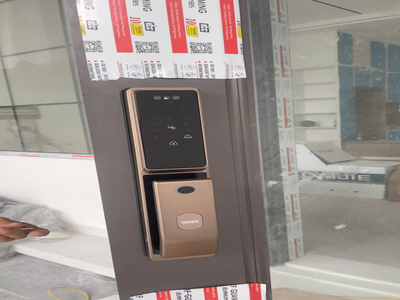 Bàn Giao Khóa Thông Minh Cửa Nhôm Hệ Thủy Lực Tại Quận 12, TP.HCM – 6 Chức Năng Hiện Đại