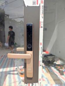 Khóa Siker KTS 105: Giải Pháp Khóa Thông Minh Đẳng Cấp Cho Cửa Nhôm