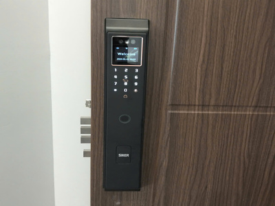 Khóa thông minh Siker cho cửa gỗ – Mở cửa bằng giọng nói, an toàn vượt trội